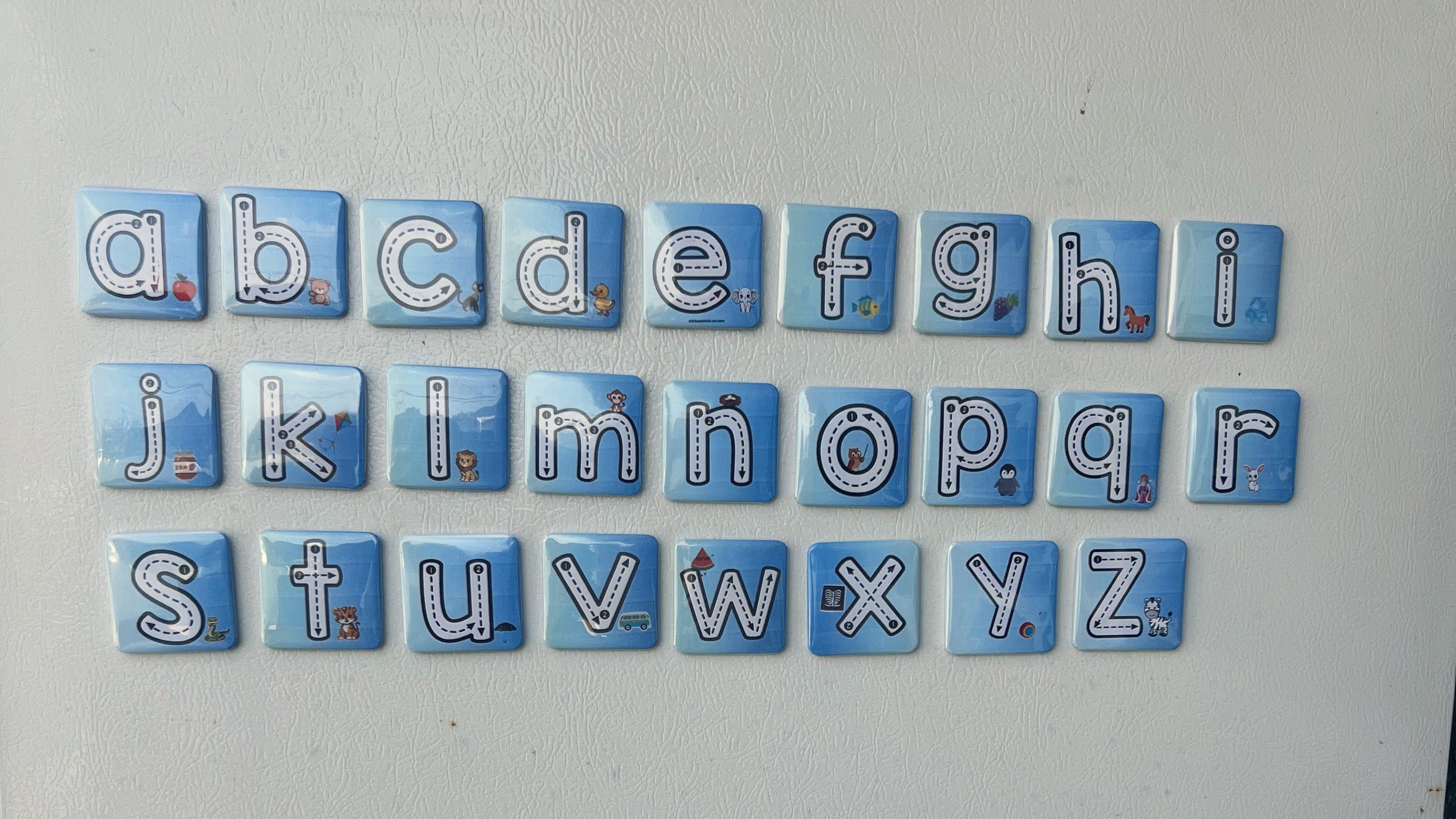 Traceable Magnetic Lowercase Alphabet Letters with Phonics Picture Cues